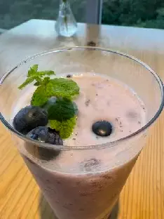 豆乳ブルーベリー自家製玄米甘酒スムージー